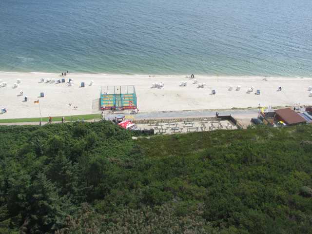 Blick vom Leuchtturm auf Oststrand und Hafen